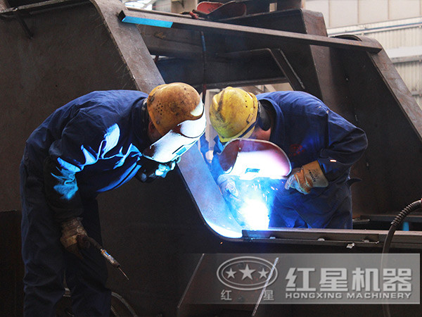 移动快播APP看片生产车间